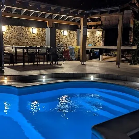 Seaside With A Swimming Pool Pag - 6384 パグ