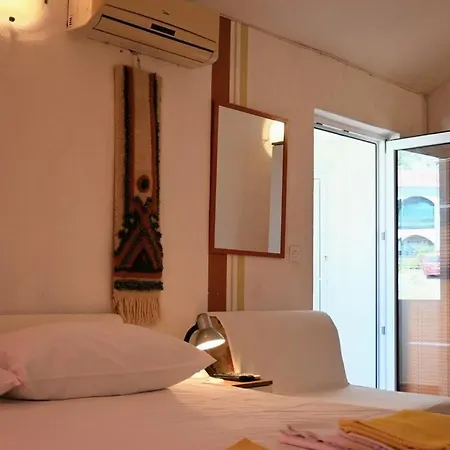 Apartman Seaside With A Swimming Pool Pag - 6384